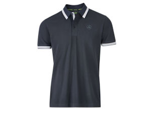 Poloshirt Herren. 100 % Baumwolle. Polokragen, Knopfleiste und Ärmelbündchen in 1 x 1 Rippe mit Einstrickmuster. Modern Fit. Tonaler 3D-Stern im Brustbereich, BOSS High Density Druck im Nackenbereich. Made for Mercedes-Benz by BOSS. Größen S-XXL. Blau B67960311 - 0315. Beige B67960316 - 0320.