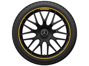 AMG forged wheel in cross-spoke design