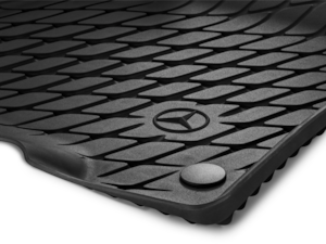 Made from robust, washable TPE material for heavy use. Completely covers the footwell. The higher edges and the surface design keep dirt and water at bay. Branded with the distinctive Mercedes star logo.