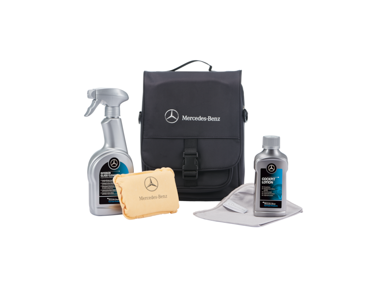 <li>Complete set in high-quality casual bag with Mercedes-Benz logo</li><br/><li>Two versatile care products: cockpit lotion and screen wash, inside (both products ECARF-certified)</li><br/><li>Practical: Glass sponge (synthetic leather pad) and window cloth</li>