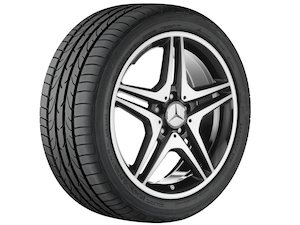 AMG 5-twin-spoke wheel, 45.7 cm (18-inch) AMG 5-twin-spoke wheel, 45.7 cm (18-inch)