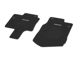 Durable, extremely hardwearing needle felt mats, with embroidered Mercedes-Benz lettering.