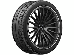 AMG multi-spoke wheel, 53.3 cm (21-inch), High-sheen rim flange AMG multi-spoke wheel, 53.3 cm (21-inch), High-sheen rim flange