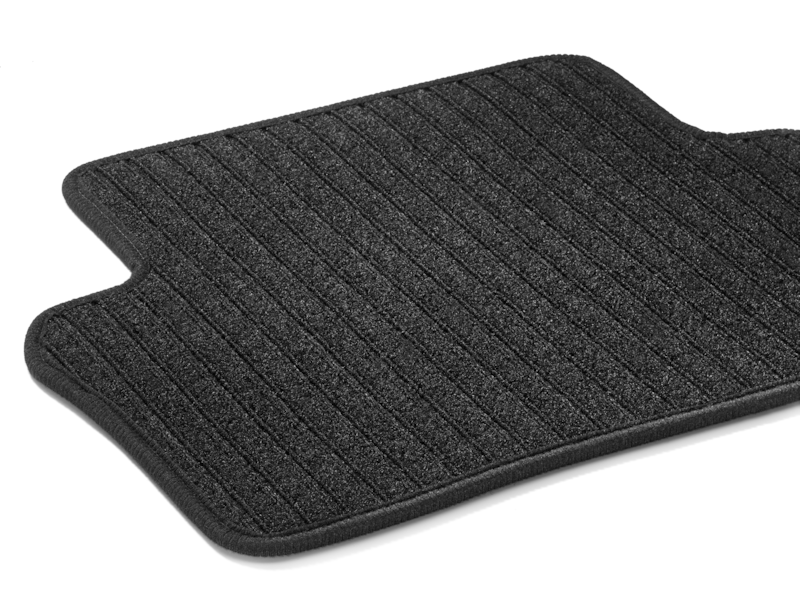 Ribbed mats CLASSIC, Rear, Set of 2 | Accessories | Mercedes-Benz Store